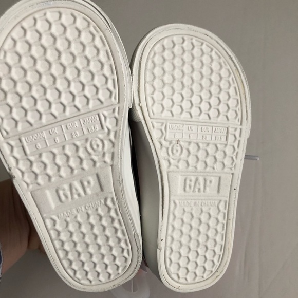 🎉SOLD 🎉NWT Baby Gap Spider-Man High Top Sneakers - Picture 6 of 7